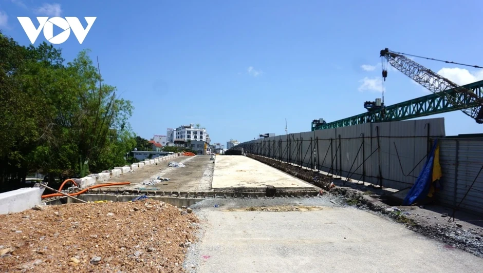 Dự án Cầu Vỹ Dạ thành phố Huế chậm tiến độ, xem xét xử lý hợp đồng nhà thầu Dự án Cầu Vỹ Dạ thành phố Huế chậm tiến độ, xem xét xử lý hợp đồng nhà thầu
