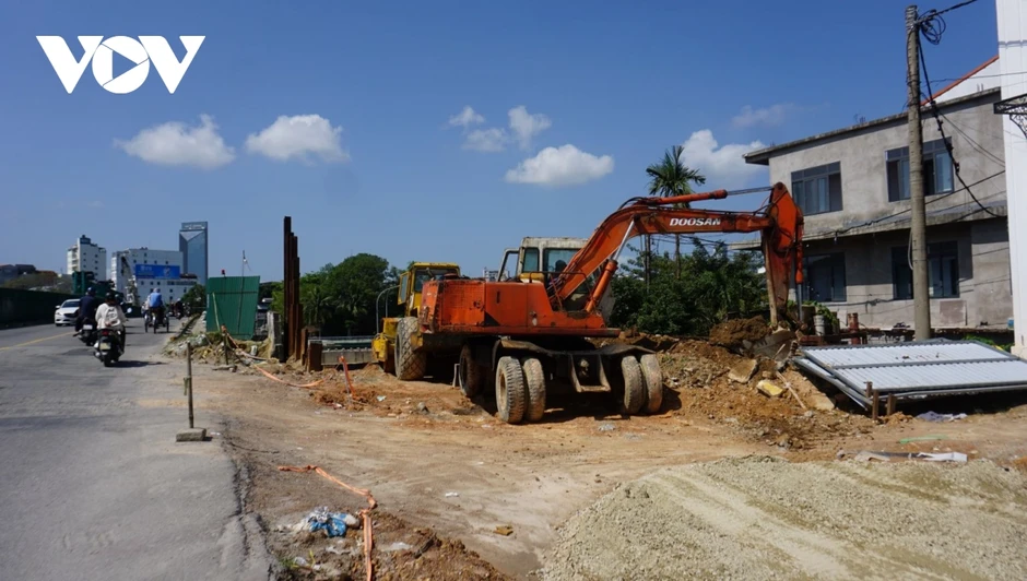 Dự án Cầu Vỹ Dạ thành phố Huế chậm tiến độ, xem xét xử lý hợp đồng nhà thầu Dự án Cầu Vỹ Dạ thành phố Huế chậm tiến độ, xem xét xử lý hợp đồng nhà thầu