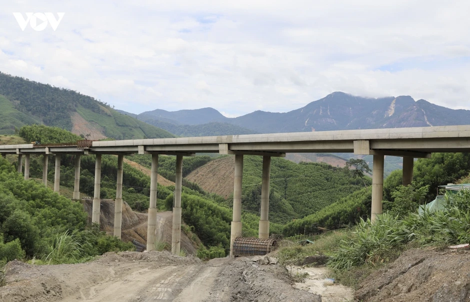 Đưa cao tốc Khánh Hòa - Buôn Ma Thuột vào sử dụng đầu năm 2027 Đưa cao tốc Khánh Hòa - Buôn Ma Thuột vào sử dụng đầu năm 2027