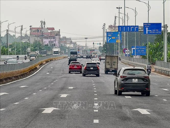 Đưa nút giao thông Quốc lộ 2 - Võ Nguyên Giáp ra khỏi danh sách 'điểm nghẽn' về ùn tắc Đưa nút giao thông Quốc lộ 2 - Võ Nguyên Giáp ra khỏi danh sách 'điểm nghẽn' về ùn tắc
