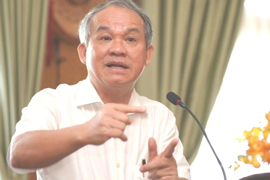 Dừng mở rộng trồng chuối, nuôi heo, bầu Đức đặt cược vào cà phê và dâu tằm Dừng mở rộng trồng chuối, nuôi heo, bầu Đức đặt cược vào cà phê và dâu tằm