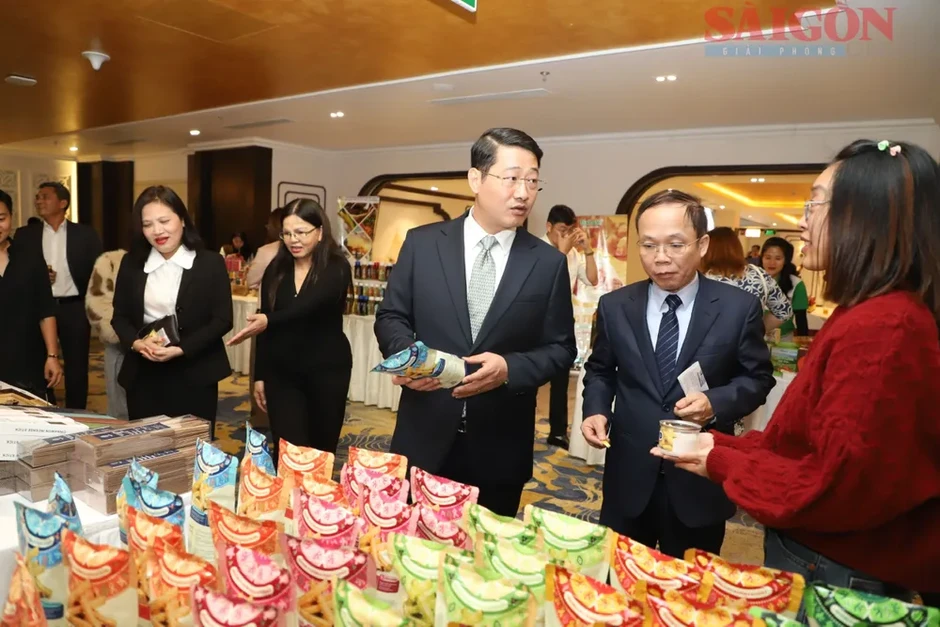 ESG – “vé thông hành” để doanh nghiệp vào chuỗi giá trị toàn cầu ESG – “vé thông hành” để doanh nghiệp vào chuỗi giá trị toàn cầu