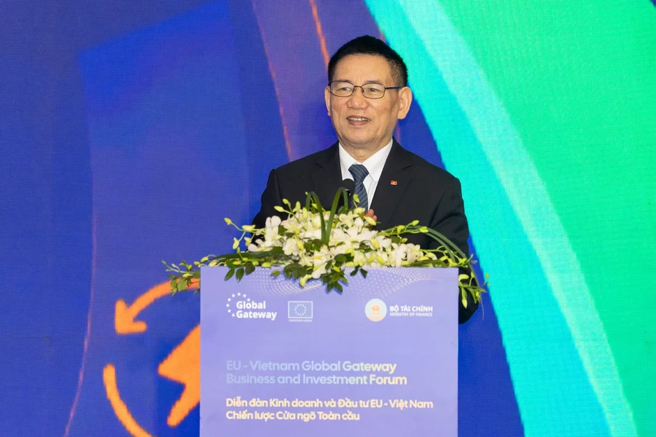 EU đầu tư 560 triệu Euro vào giao thông, năng lượng sạch tại Việt Nam EU đầu tư 560 triệu Euro vào giao thông, năng lượng sạch tại Việt Nam