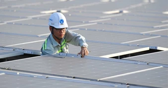 EVN kiến nghị làm rõ hiệu quả điện mặt trời có pin lưu trữ