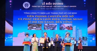 EVNHCMC và Chủ tịch HĐTV được vinh danh 'Thành tựu vì Việt Nam số' năm 2026