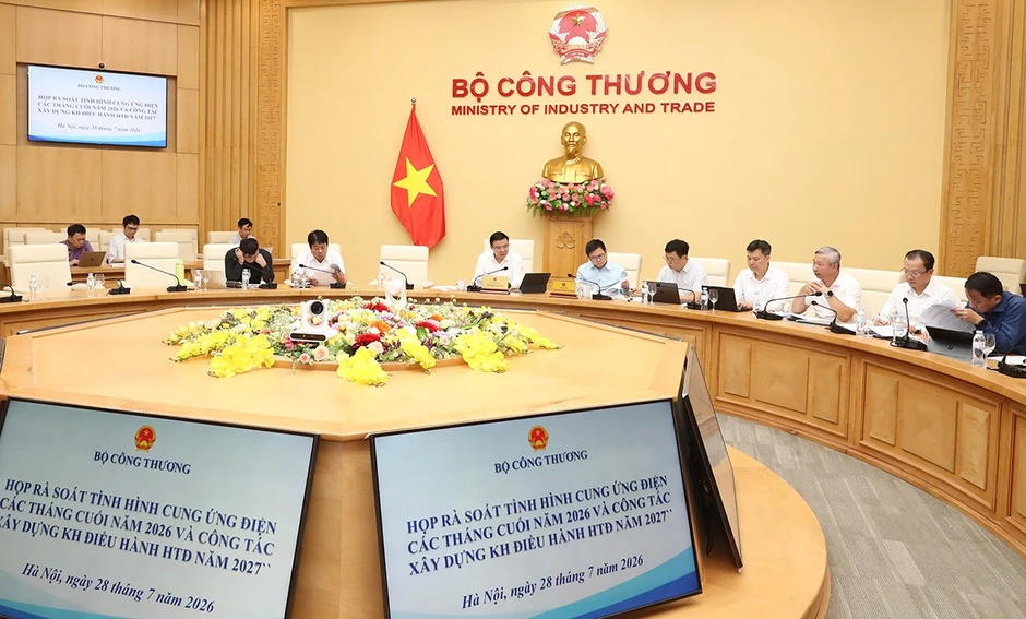 EVNNPT bảo đảm vận hành an toàn hệ thống truyền tải điện, đẩy nhanh các dự án trọng điểm EVNNPT bảo đảm vận hành an toàn hệ thống truyền tải điện, đẩy nhanh các dự án trọng điểm
