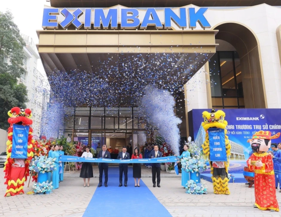 Eximbank khai trương trụ sở chính tại Hà Nội Eximbank khai trương trụ sở chính tại Hà Nội