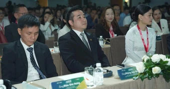F2 nhà Biti's, Bảo Tín Mạnh Hải kể khó khi kế thừa gia sản, làm cha mẹ dỗi