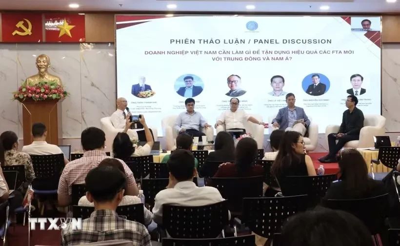 FTA mới mở rộng cánh cửa cho hàng Việt vào Trung Đông và Nam Á FTA mới mở rộng cánh cửa cho hàng Việt vào Trung Đông và Nam Á
