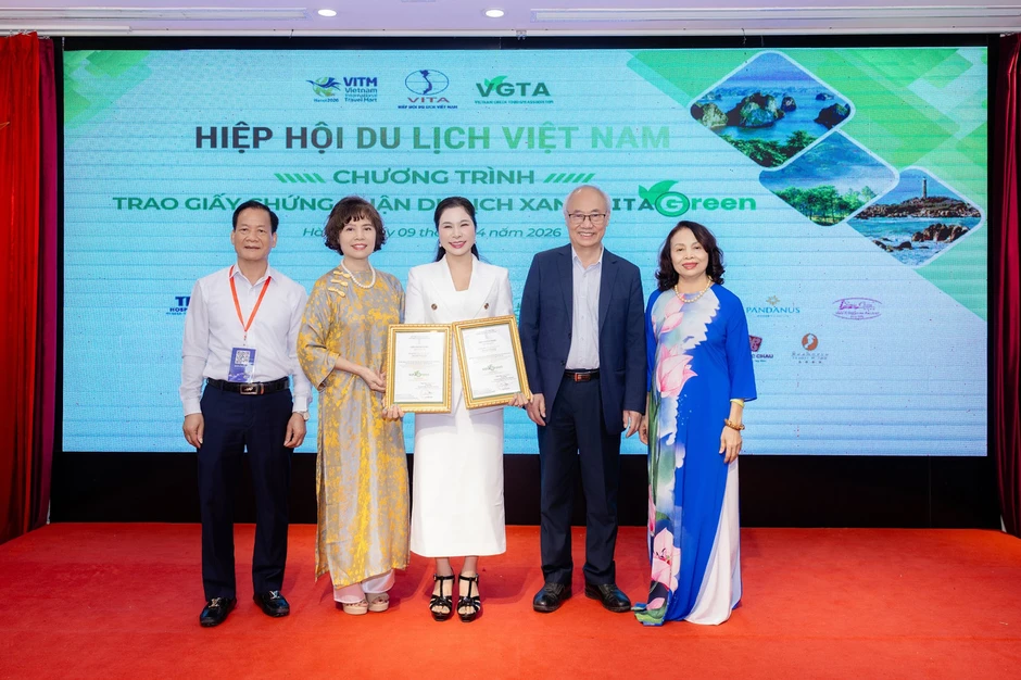 FTE Hotels: ‘Cú đúp’ danh giá khẳng định vị thế dẫn đầu du lịch xanh và chất lượng dịch vụ đẳng cấp FTE Hotels: ‘Cú đúp’ danh giá khẳng định vị thế dẫn đầu du lịch xanh và chất lượng dịch vụ đẳng cấp