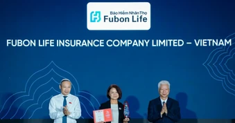 Fubon Life Việt Nam lần thứ 11 được vinh danh tại Giải thưởng Rồng Vàng