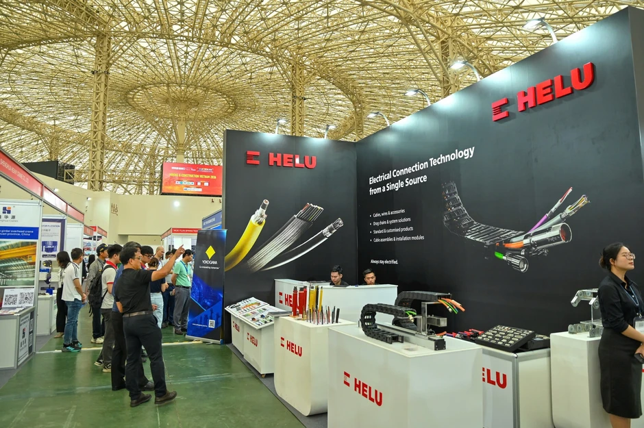 Gần 200 doanh nghiệp quốc tế hội tụ tại Triển lãm lớn nhất ngành mỏ và xây dựng Gần 200 doanh nghiệp quốc tế hội tụ tại Triển lãm lớn nhất ngành mỏ và xây dựng