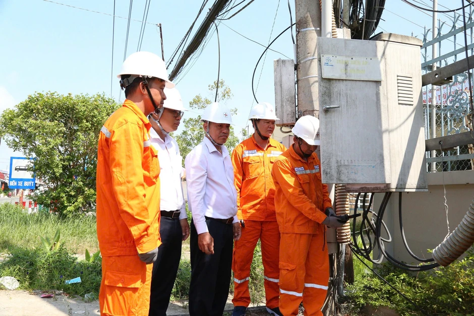 Gần 2.600 điểm bầu cử ở TP Cần Thơ được đảm bảo cấp điện an toàn, liên tục Gần 2.600 điểm bầu cử ở TP Cần Thơ được đảm bảo cấp điện an toàn, liên tục