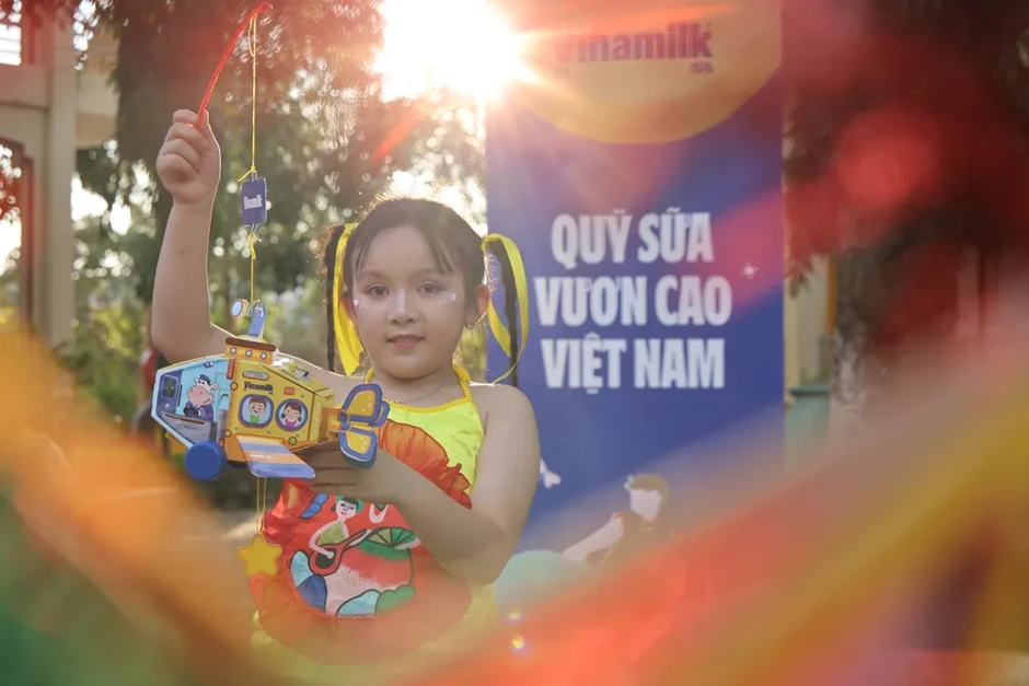 Gần 40.000 trẻ em đón Trung thu cùng Vinamilk Gần 40.000 trẻ em đón Trung thu cùng Vinamilk