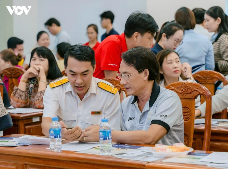 Gần 78% hộ, cá nhân kinh doanh ở Cần Thơ sử dụng ứng dụng eTax Mobile Gần 78% hộ, cá nhân kinh doanh ở Cần Thơ sử dụng ứng dụng eTax Mobile