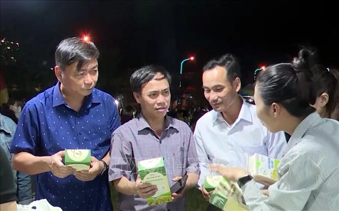 Gắn OCOP với du lịch, Quảng Trị mở không gian tiêu thụ nông sản Gắn OCOP với du lịch, Quảng Trị mở không gian tiêu thụ nông sản