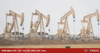 Giá dầu Brent vượt 103 USD/thùng