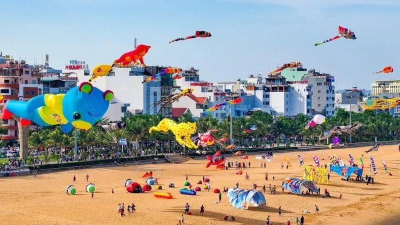 Gia Lai: GRDP sáu tháng đầu năm 2026 tăng trưởng 8,21% Gia Lai: GRDP sáu tháng đầu năm 2026 tăng trưởng 8,21%