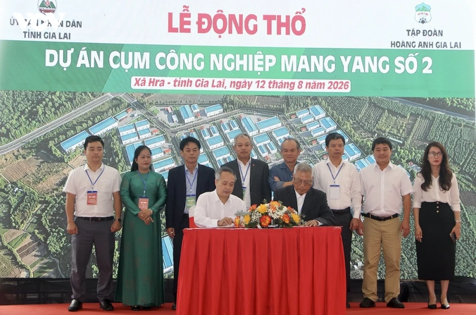 Gia Lai khởi công Cụm Công nghiệp hình mẫu về chuyển đổi xanh ở xã nghèo Hra Gia Lai khởi công Cụm Công nghiệp hình mẫu về chuyển đổi xanh ở xã nghèo Hra