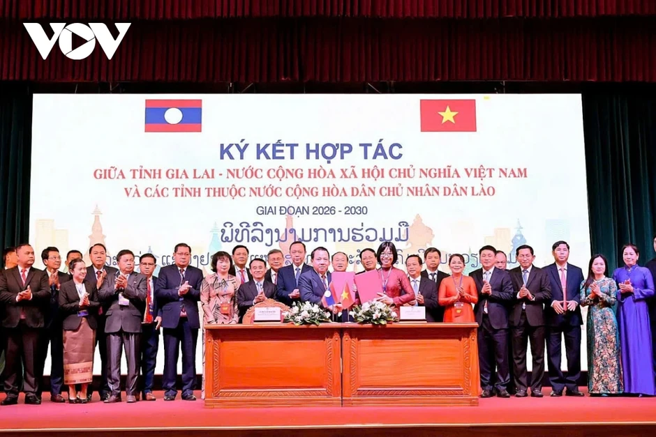Gia Lai ký kết hợp tác toàn diện với 4 tỉnh Nam Lào Gia Lai ký kết hợp tác toàn diện với 4 tỉnh Nam Lào