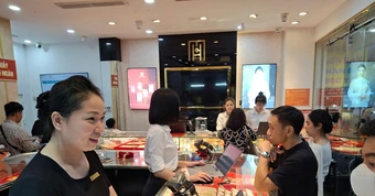 Giá vàng ‘bốc hơi’ hơn 36 triệu đồng/lượng, thời kỳ dễ kiếm lời đang khép lại