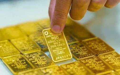 Giá vàng chưa dừng đà giảm