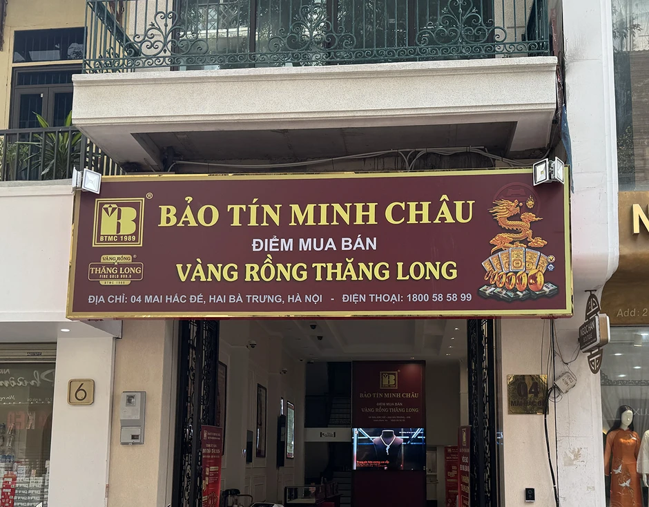 Giá vàng giảm, tiệm vàng vắng khách, Bảo Tín Minh Châu cho mua 10 chỉ cầm về Giá vàng giảm, tiệm vàng vắng khách, Bảo Tín Minh Châu cho mua 10 chỉ cầm về