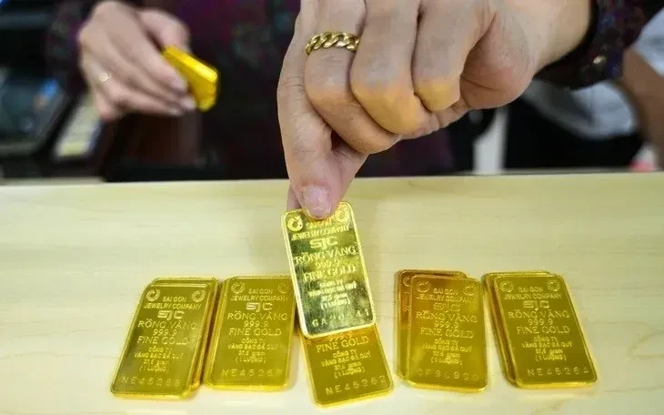 Giá vàng giao dịch dưới ngưỡng 170 triệu đồng/lượng Giá vàng giao dịch dưới ngưỡng 170 triệu đồng/lượng