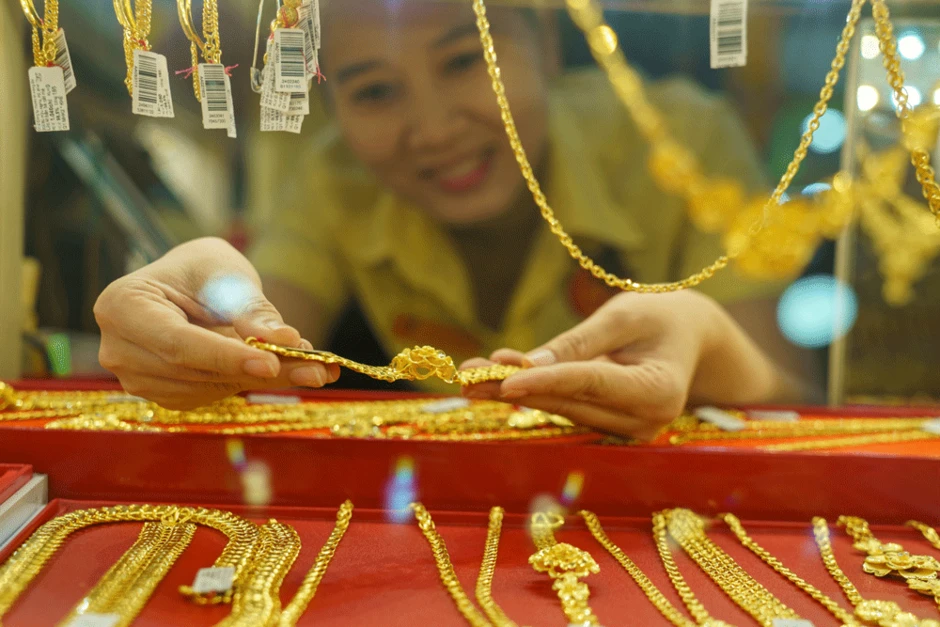 Giá vàng hôm nay 23/9/2026: Rơi về sát 4.280 USD/ounce tối nay Giá vàng hôm nay 23/9/2026: Rơi về sát 4.280 USD/ounce tối nay