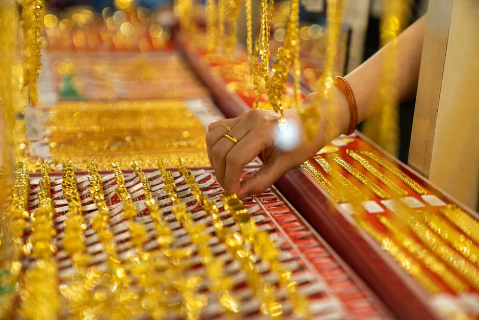 Giá vàng hôm nay 25/6/2026: Vàng thế giới rơi tự do, áp lực đè nặng lên SJC Giá vàng hôm nay 25/6/2026: Vàng thế giới rơi tự do, áp lực đè nặng lên SJC