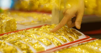 Giá vàng hôm nay 9/4/2026 tuột dốc nhanh, SJC và nhẫn trơn ‘bốc hơi’ 3,5 triệu/lượng