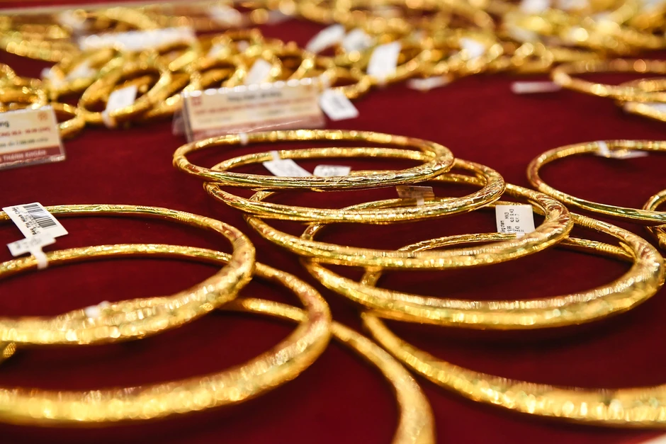 Giá vàng lao dốc về sát 5.000 USD/ounce, dự báo 'nóng' cho chu kỳ tới Giá vàng lao dốc về sát 5.000 USD/ounce, dự báo 'nóng' cho chu kỳ tới