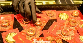 Giá vàng nhẫn tăng cao hơn vàng miếng