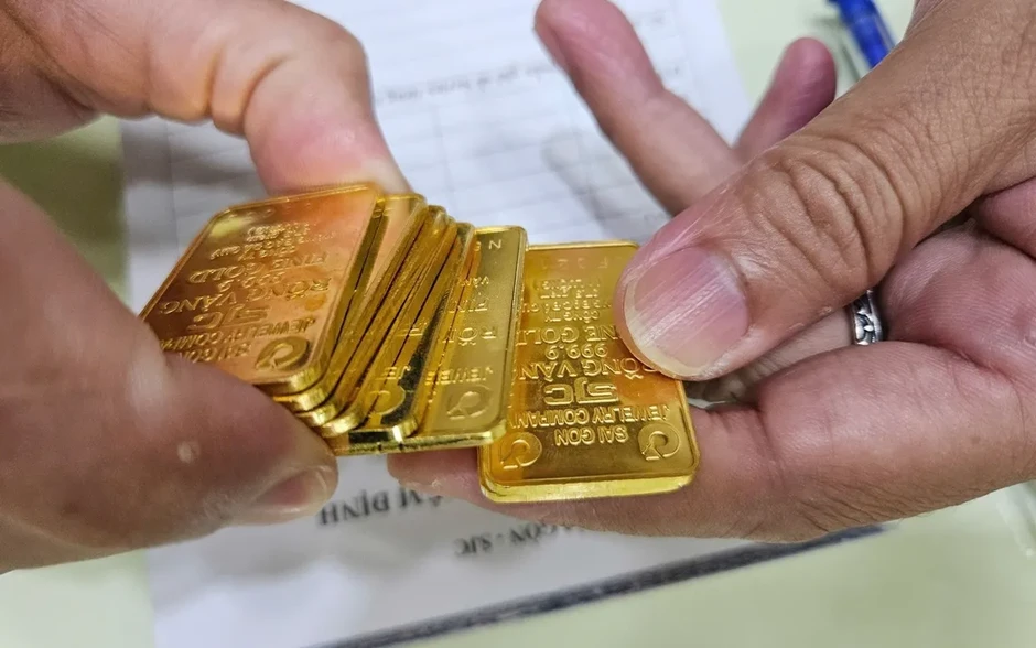 Giá vàng tăng 1,5 triệu đồng/lượng Giá vàng tăng 1,5 triệu đồng/lượng