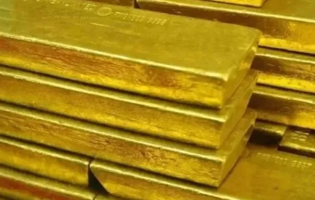 Giá vàng tăng 2,5 triệu đồng/lượng Giá vàng tăng 2,5 triệu đồng/lượng