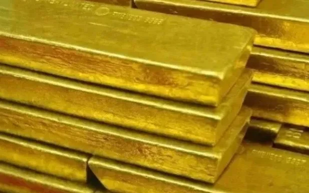Giá vàng thế giới thấp nhất trong 6 tuần Giá vàng thế giới thấp nhất trong 6 tuần