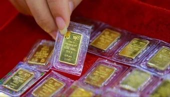 Giá vàng trong nước biến động bất thường, khó đoán