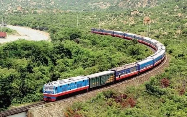Giảm 3% giá vé nhiều đoàn tàu vào cao điểm hè