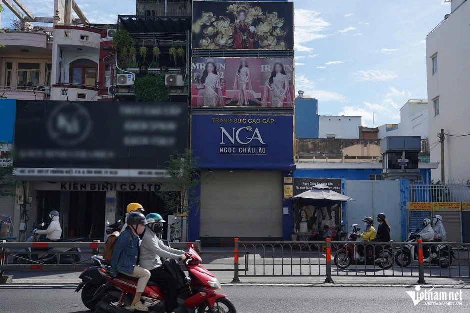 Giám đốc doanh nghiệp kim cương Hoàng Thị Thanh Nga vừa bị khởi tố là ai? Giám đốc doanh nghiệp kim cương Hoàng Thị Thanh Nga vừa bị khởi tố là ai?