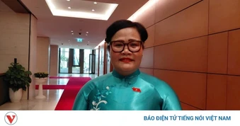 Giữ tăng trưởng hai con số giữa “cơn sóng lớn” kinh tế toàn cầu