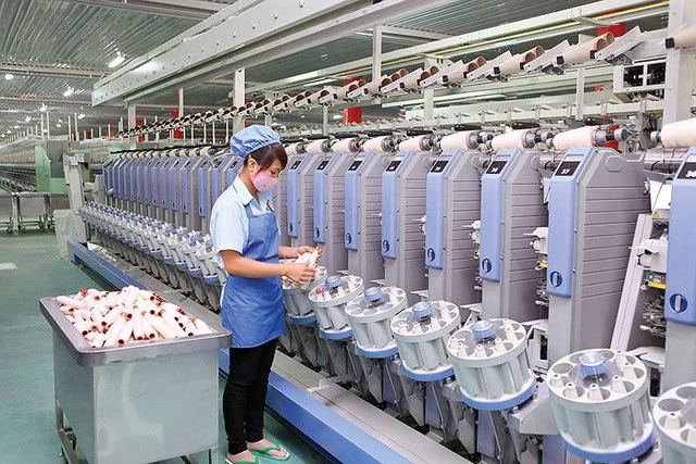 Gỡ nút thắt chuỗi cung ứng để dệt may bứt phá