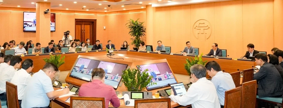 Hà Nội lấy ý kiến quy hoạch 100 năm, khẳng định không di dời dân ồ ạt Hà Nội lấy ý kiến quy hoạch 100 năm, khẳng định không di dời dân ồ ạt