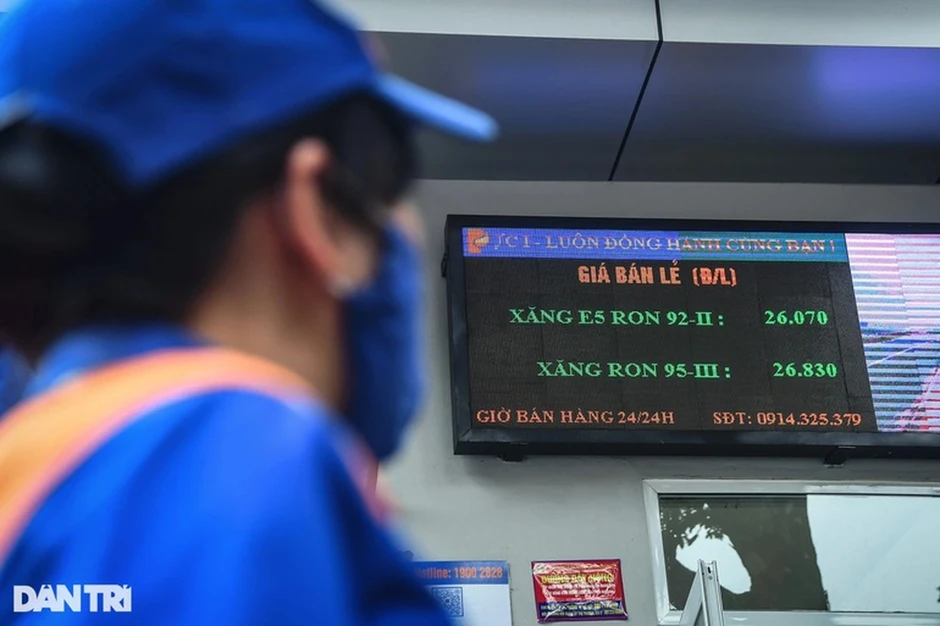 Hà Nội siết tồn kho RON 95 trước giờ chuyển sang xăng E10 Hà Nội siết tồn kho RON 95 trước giờ chuyển sang xăng E10