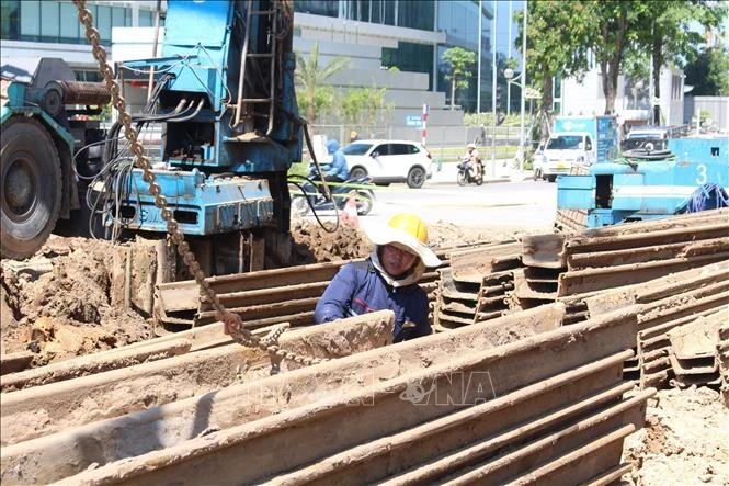 Hà Nội tăng tốc thi công ngày đêm để xóa các điểm ngập cục bộ Hà Nội tăng tốc thi công ngày đêm để xóa các điểm ngập cục bộ