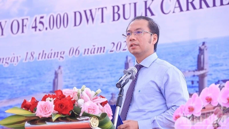 Hạ thủy thành công tàu hàng rời 45.000DWT số 2