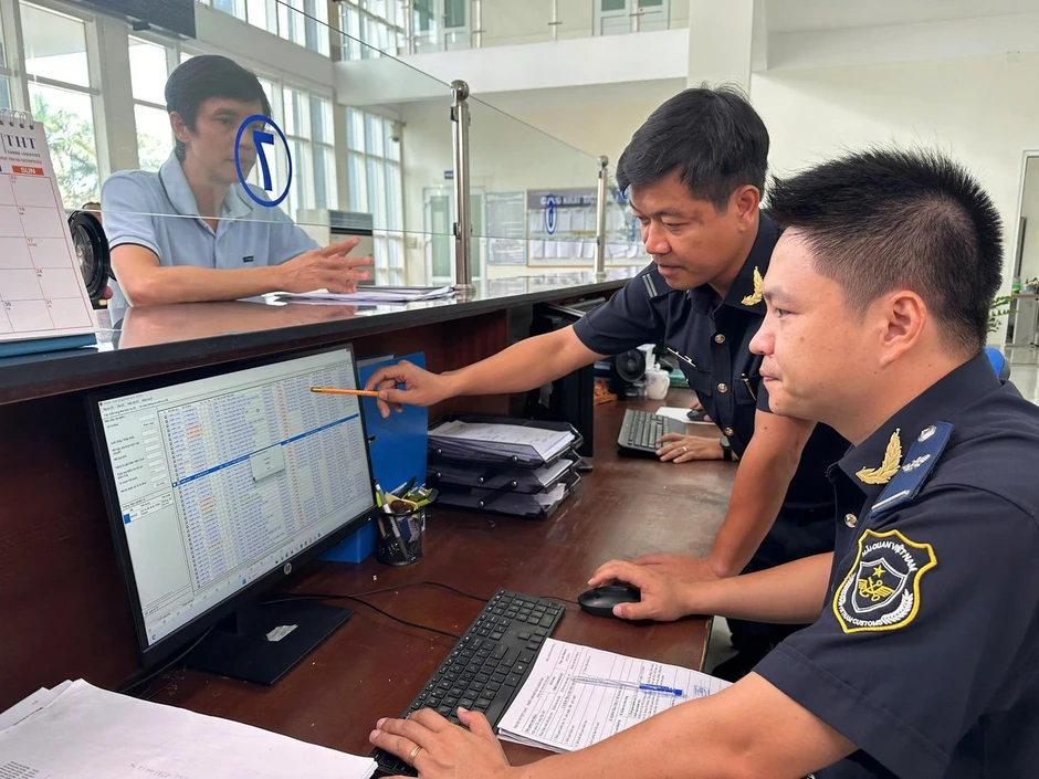 Hải quan cửa khẩu cảng Phú Mỹ chủ động phòng chống buôn lậu, gian lận thương mại Hải quan cửa khẩu cảng Phú Mỹ chủ động phòng chống buôn lậu, gian lận thương mại