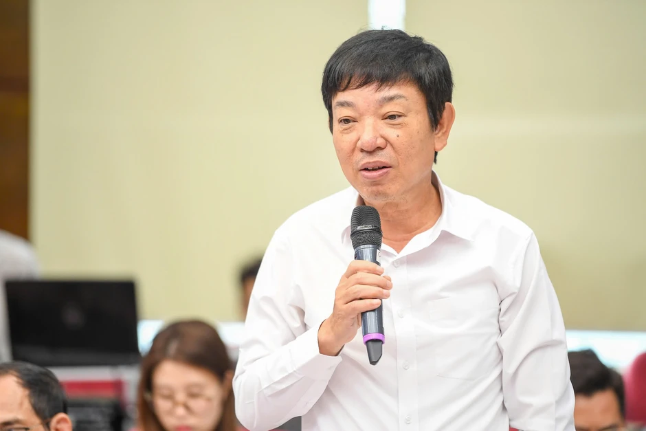 Hãng bay phải cắt giảm 50% lương chủ tịch do khó khăn như thời Covid-19 Hãng bay phải cắt giảm 50% lương chủ tịch do khó khăn như thời Covid-19