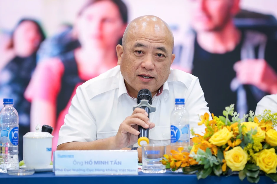 Hàng không, du lịch ứng phó 'cơn lốc ngược' Hàng không, du lịch ứng phó 'cơn lốc ngược'