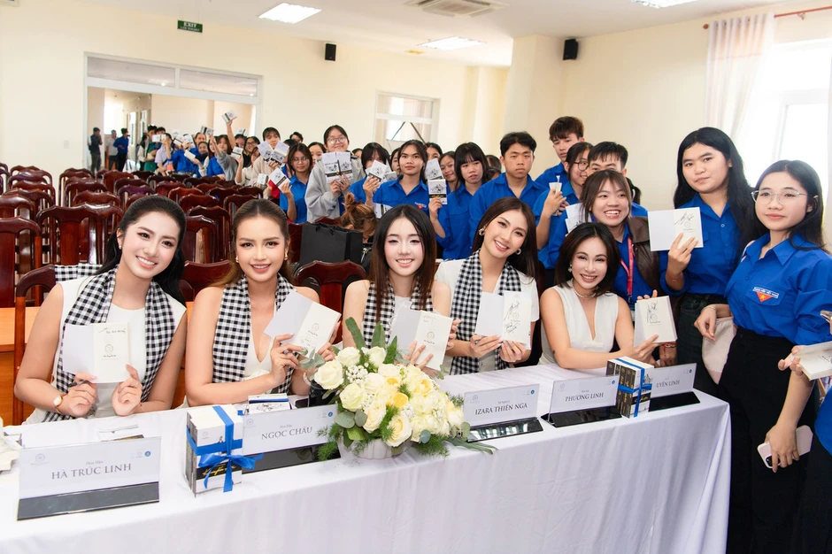 Hành trình Từ Trái Tim tiếp lửa khát vọng khởi nghiệp kiến quốc cho thanh niên tại Buôn Ma Thuột Hành trình Từ Trái Tim tiếp lửa khát vọng khởi nghiệp kiến quốc cho thanh niên tại Buôn Ma Thuột