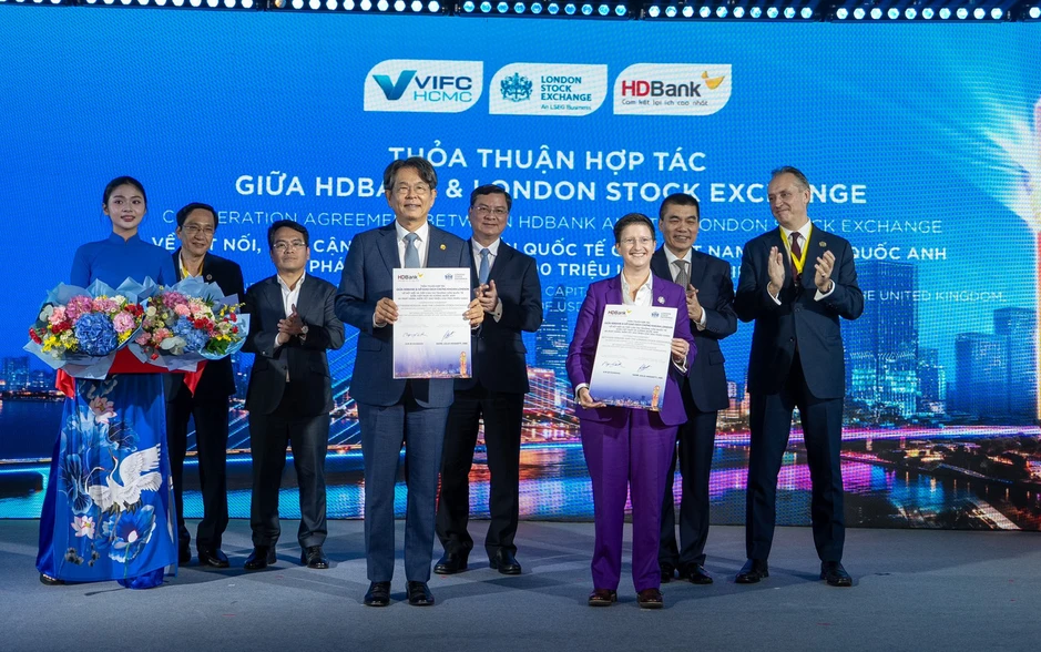 HDBank, VIFC và Sở Giao dịch Chứng khoán London thiết lập quan hệ đối tác toàn diện HDBank, VIFC và Sở Giao dịch Chứng khoán London thiết lập quan hệ đối tác toàn diện